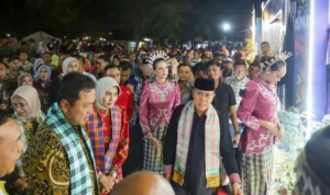 Gubernur Sulawesi Tenggara dan KASAU tinjau pameran di HUT Sultra ke-62